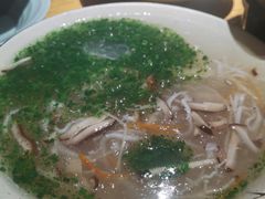 -蜜桃餐厅·伴山(湖滨商业街店)