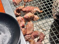 -肉甲韩国木炭烤肉(新壹街1店)