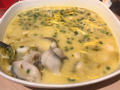 酸菜鱼片汤-避风塘(宝山万达店)