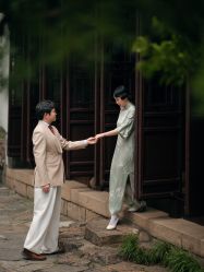 -Mu慕婚纱摄影·超级工作室
