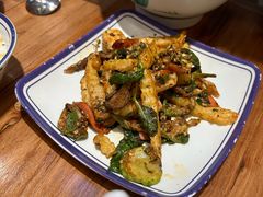 -云阿蛮云南生烫牛肉米线(奉贤路店)