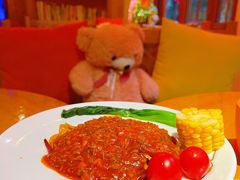 -月亮眼花园餐厅书吧酒吧