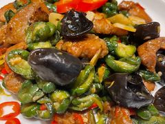 小脆瓜炒雪花猪肉-闽和南(深圳万象城店)