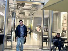 -M Stand(成都COSMO店)