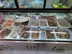 -一口猪海鲜浑锅·东北家常菜