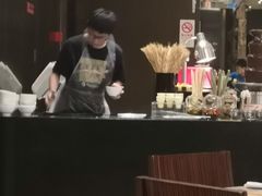 -上海西藏大厦万怡自助餐厅(徐汇店)
