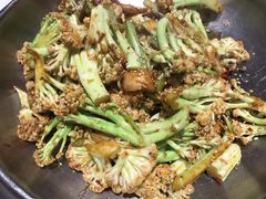 -老码头黑皮肘子锅包肉(赣水路店)