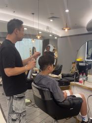 -八佰伴8008星级形象店