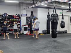 -FIGHTMAN格斗俱乐部(长宁临空店)