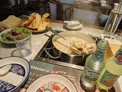 -尚尚仙·酸汤猪手·猪肚鸡火锅(华联万柳购物中心店)