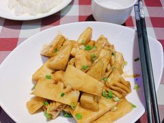 油焖笋-邓丽君音乐主题餐厅