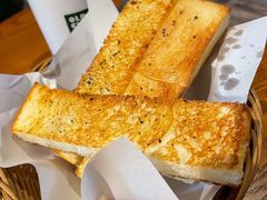 -JINNS锦时 steak&pizza(浸信会礼拜堂旧址店)
