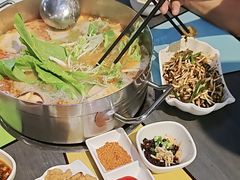 -四季喧黔味豆米火锅(万达广场店)