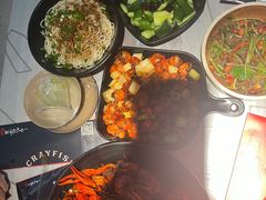 -巴厘龙虾·榜首油焖大虾(音乐学院·沿江酒馆店)