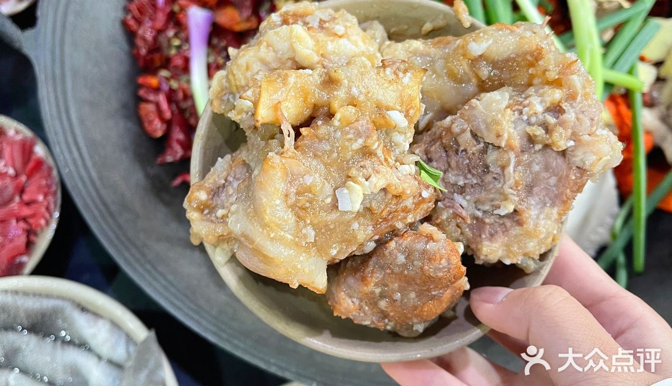 重庆探店|吃货天堂 中午都在营业的孔妈火锅