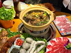 -老楼羊蝎子·鲜货烧烤(惊驾路店)