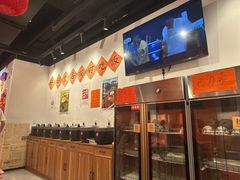 -荆九爷爆炒桥头三嫩(云南北路店)