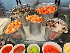 -圣丰索菲特·2 On 988 Café 自助餐厅