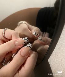 -鑫悦日式美甲美睫