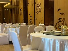 -沁香庭中餐厅·川粤菜(重庆高新假日酒店)