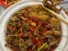 -江城燕子大排档(江汉路步行街店)