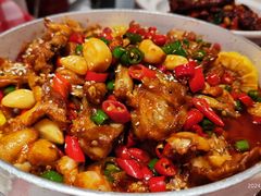 -辣小鲜·南昌大排档(船山路店)