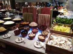 自助取餐区-厦门泰地万豪酒店-贡厨全日餐厅