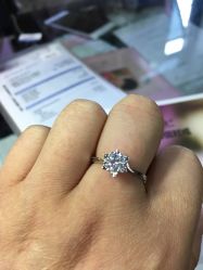 -威德钻石-克拉钻大本营(南京东路店)