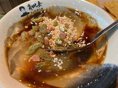 -肖四女乐山跷脚牛肉(南汇大学城生活广场店)