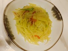 -南京金牛湖巨碗鱼头