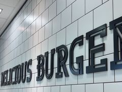 -麦当劳(凯德MALL太阳宫店)