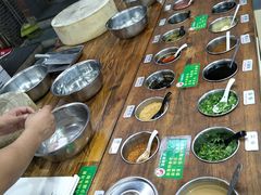 -景明轩•养生酸汤鱼火锅 云贵鲜菌 现舂野果酸汤(王寨小区店)