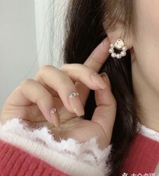 -七月美睫 美甲