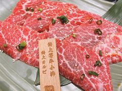 -山川小町·极番烧肉(新地假日广场店)