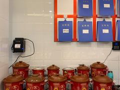 -有红鸡毛店·川菜(建设路店)