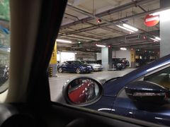 -宜家家居（上海徐汇商场店）-停车场