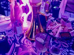 -UP嘻哈酒吧(粉巢店)