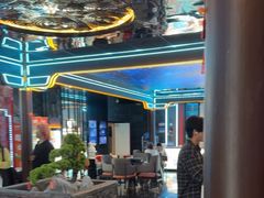 -屋有岛沉浸游戏旗舰店(中山公园店)