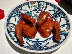 脆皮妙龄鸽-荣轩(新荣记环球金融中心店)