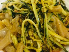 -韩风烤牛肉冷面店