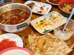 -爆炸头阿姨小四川正宗川味小吃(无任何分店)