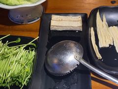-捞围鲜·港式打边炉(海阳路店)