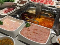 -海底捞火锅鲜切牛肉主题店(长寿路店)