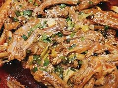 -张大师鸭爪爪特色干锅(南湖店)