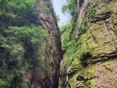-龙潭大峡谷