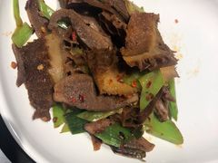 生炒薄片牛仔骨-湘汇概念铁板烧(铁西万达店)