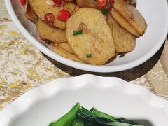 -琥珀老六龙虾(四里河店)