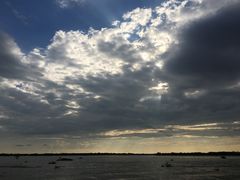 -洞里萨湖
