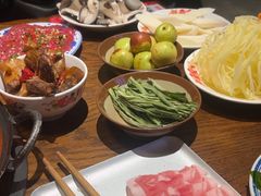 -萍姐火锅·公路夜市(武汉首店)