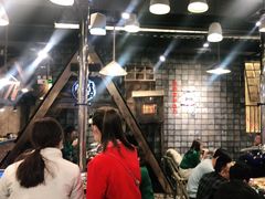 等位区-破瓦寒窑·地摊烤羊排